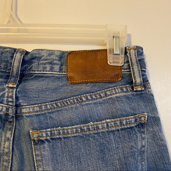 MOUSSY Button Fly Mid Rise Tapered Jeans Size 24 - Picture 7 of 10